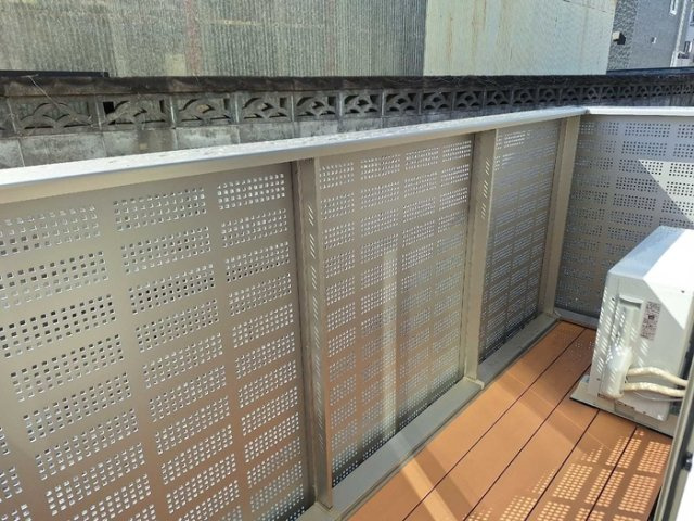 ラブリエＳＵＮ　Ⅱのバルコニー