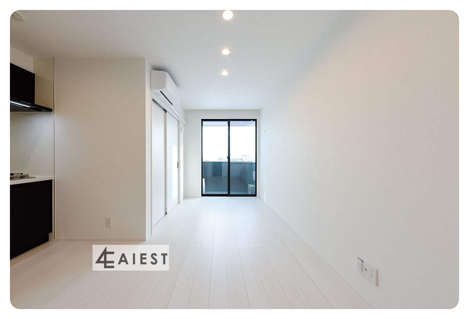 Warren minatoⅠの居間・リビング