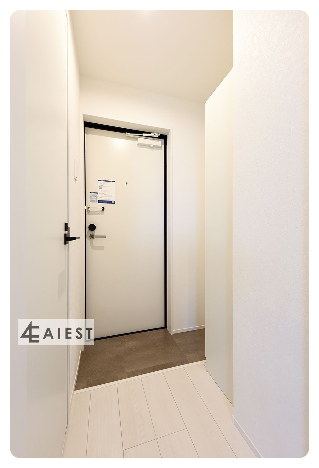 Warren minatoⅠの玄関