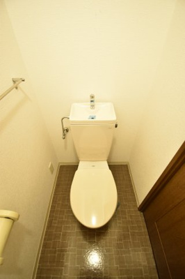 【トイレ】 | ユニーブル靱公園 | ゆったりとした空間のトイレです