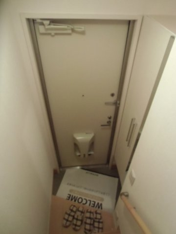 モダンコート矢巾の玄関