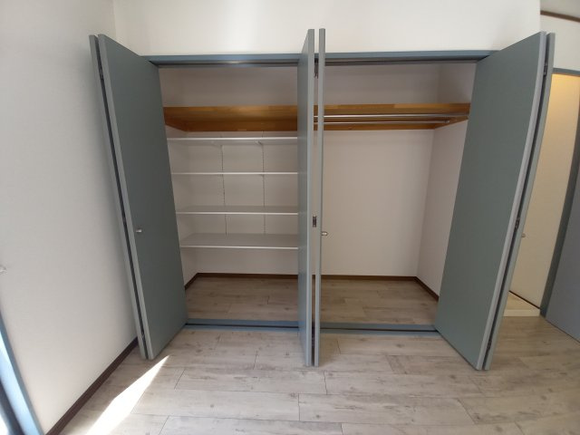 江戸川区一之江３丁目のアパートの収納