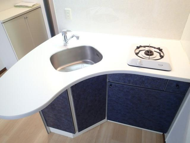 江戸川区一之江３丁目のアパートのキッチン