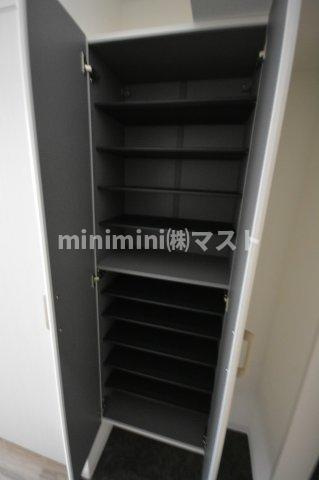 メルベージュ難波サウスⅢの収納