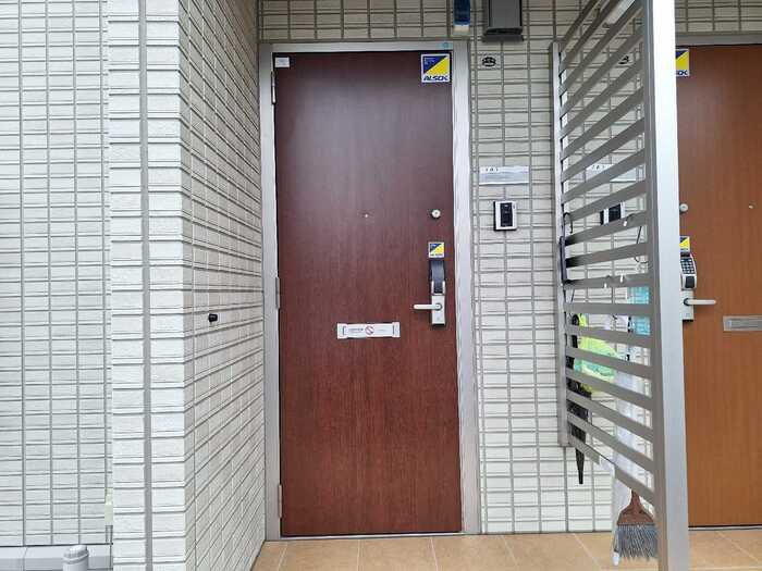 ミクスト　Ｂの玄関