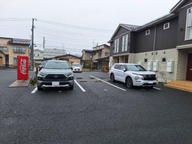ミクスト　Ｂの駐車場
