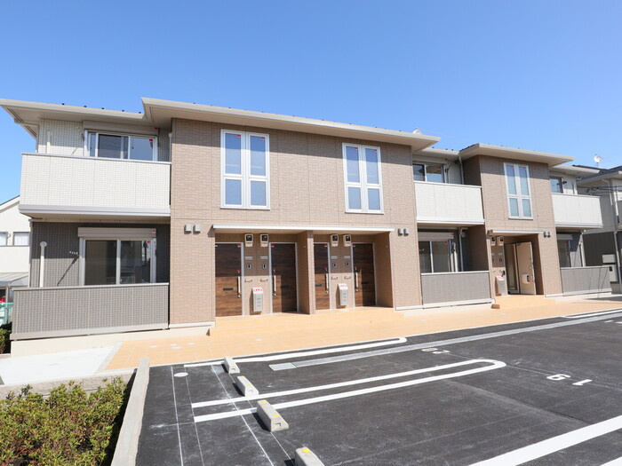 セレスティンワール B棟のエントランス|エントランス