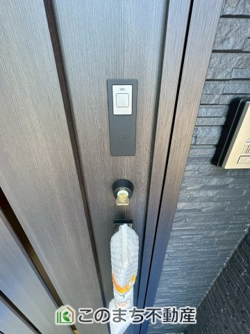 アーバンモデリア宇都宮市細谷町の設備|玄関のカギはワンタッチでダブルロックが可能なカードキーを採用しております☆
