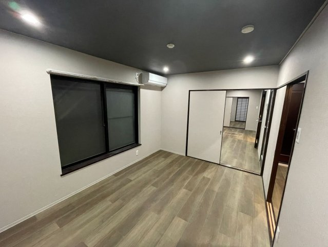 池袋本町貸家の洋室
