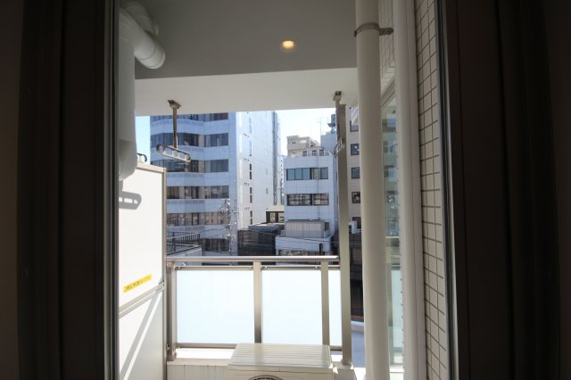 【バルコニー】