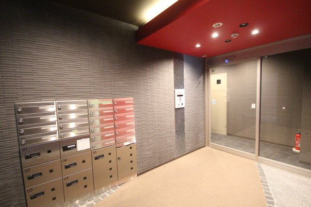 【エントランス】