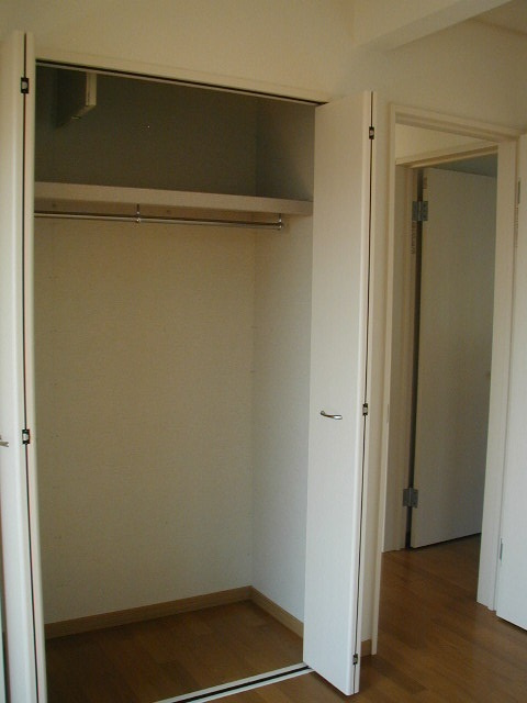 ＱＵＡＴＲＥ　ＳＡＩＳＯＮＳ　宮崎台Ｆ棟の収納