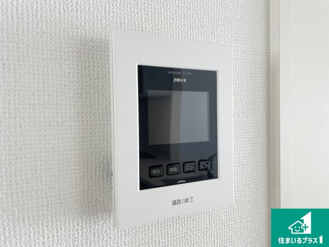 大津市雄琴　第1期　新築一戸建ての防犯設備|シンプルな洋室は、自分好みのインテリアが楽しめます♪ご家族とインテリアや家具を選びに行くのは新築購入時の醍醐味の一つです。ぜひお楽しみください♪