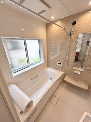 越谷市宮前1丁目　新築一戸建ての浴室