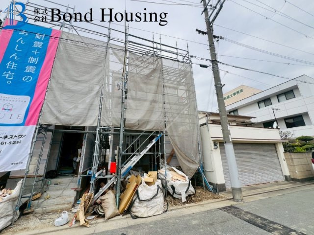 JR明石徒歩18分　全室南向き　明石市北王子町１号棟　新築戸建の前面道路含む現地写真