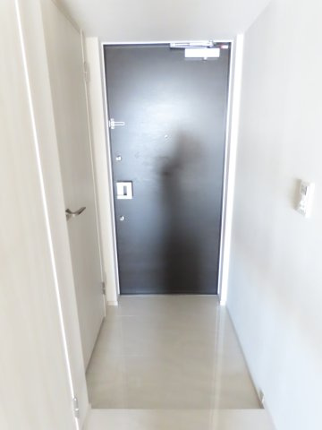 スカイグランデ津田沼の玄関