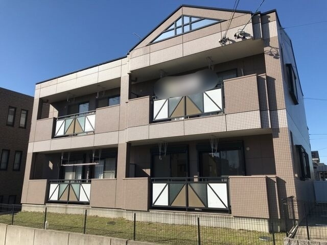 エピ・シェールの外観