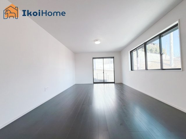 神戸市垂水区舞子台1期　新築戸建の居間・リビング|【ホームページに現地動画掲載中】●年中無休：当日予約可●家具・家電は住宅ローンに組込み可能！