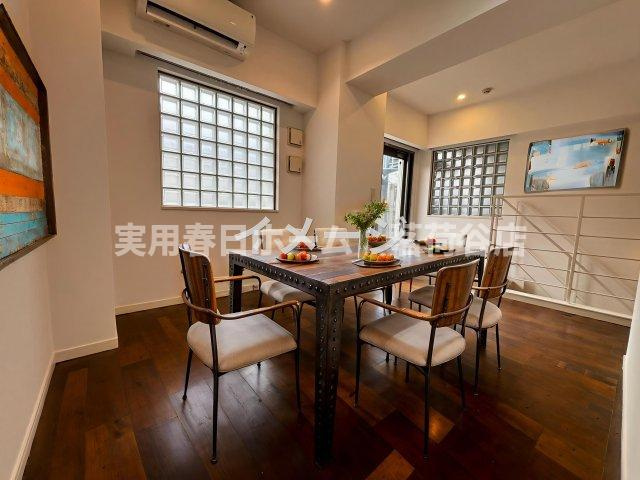 【居間・リビング】