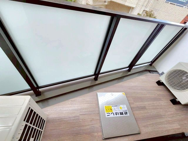 【バルコニー】