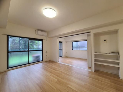 【居間・リビング】 | エマーレ南浦和（旧建物名ヒルズ神明の木）