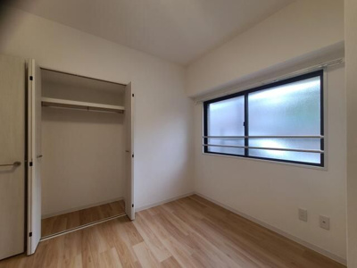 【洋室】 | エマーレ南浦和（旧建物名ヒルズ神明の木）