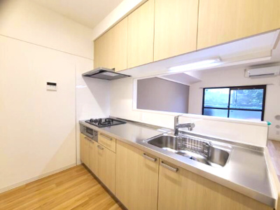 【キッチン】 | エマーレ南浦和（旧建物名ヒルズ神明の木）