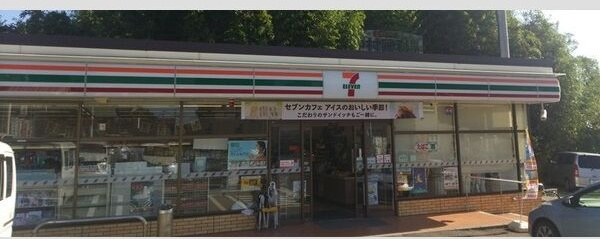 福岡市東区下原４丁目のアパートの周辺