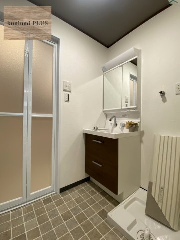 大阪市東成区大今里1丁目の洗面所