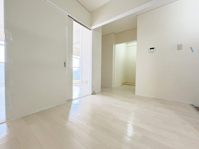 エクセレント上新サンウイングの居間・リビング