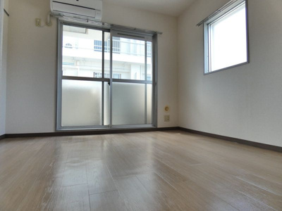 【居間・リビング】 | シャトーライフ弘明寺