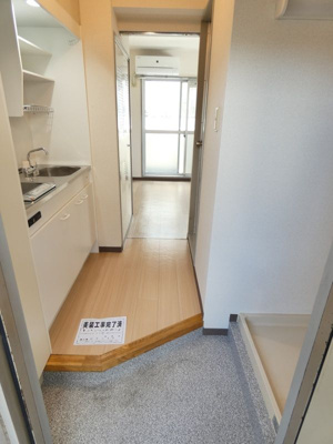 【玄関】 | シャトーライフ弘明寺