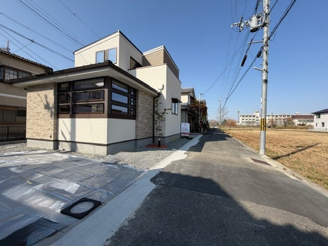 橿原市今井町　新築　モデルハウスの外観|前に建物がなく解放感あります!(^^)!