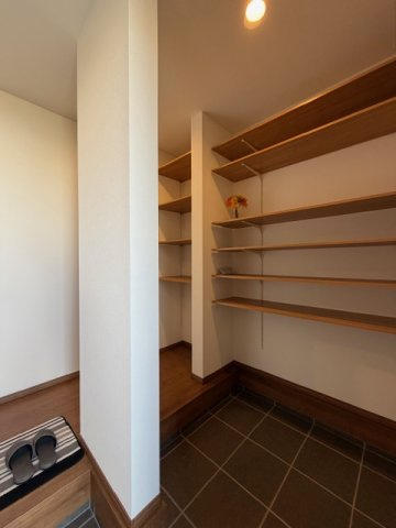 【収納】 | 橿原市今井町　新築　モデルハウス | シューズクローク!(^^)!