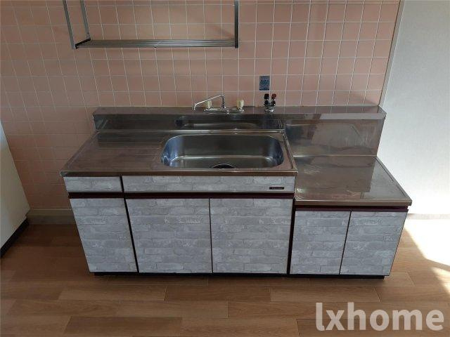 伸栄ハイツのキッチン|使いやすいキッチンです