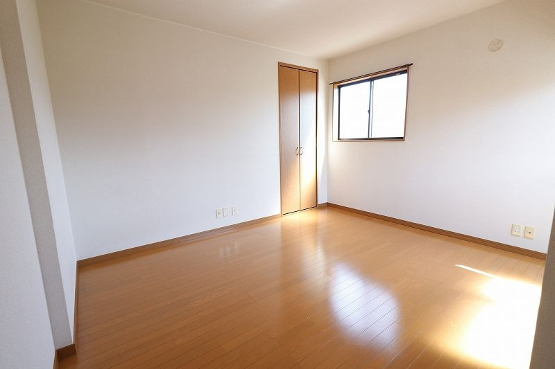 ペガーダ周船寺の居間・リビング