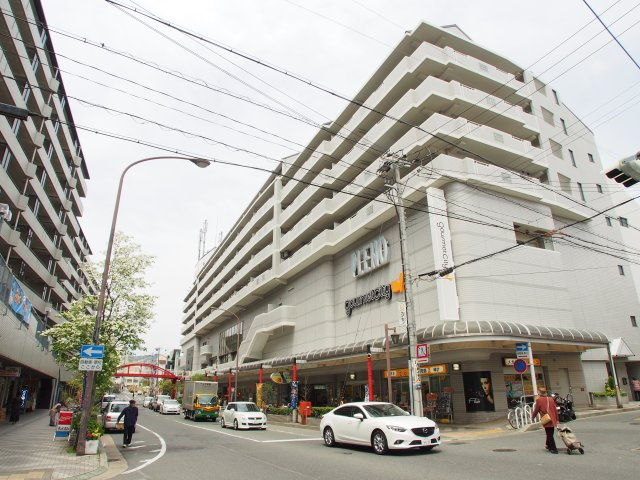 プレノ長田の外観