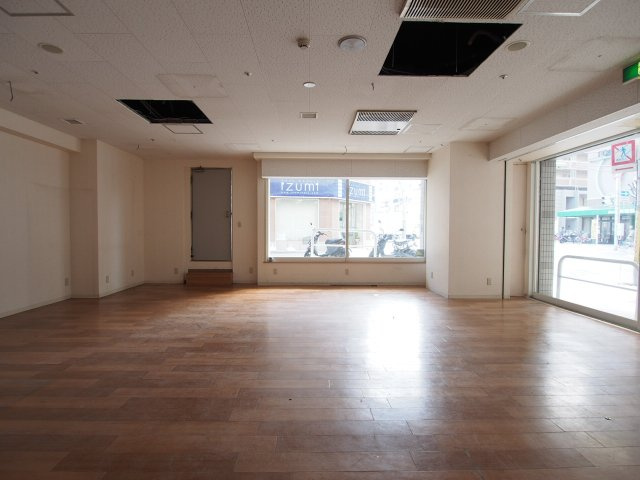 プレノ長田の居間・リビング