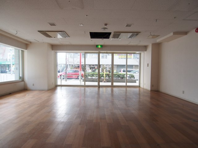 プレノ長田の居間・リビング