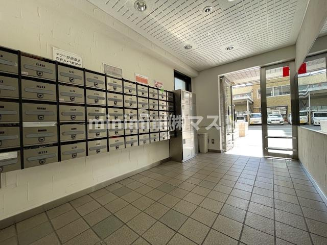 プレサンス難波ＷＥＳＴのロビー