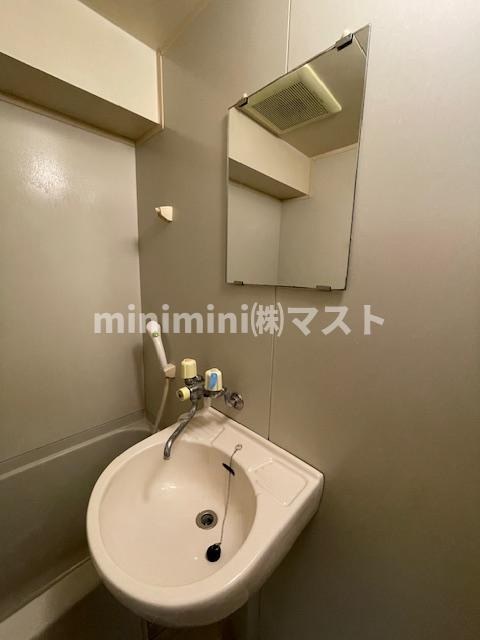 プレサンス難波ＷＥＳＴの洗面所