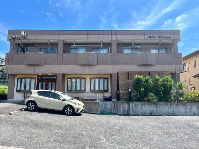プティエシャトーの駐車場
