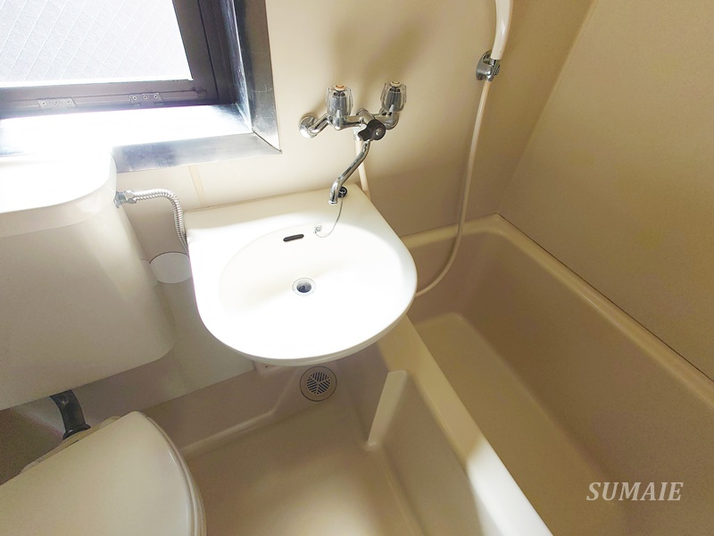 クレール赤羽の玄関|靴箱のある玄関です！