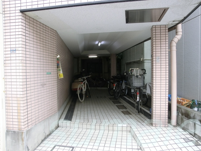 クレール赤羽のエントランス|こちらが入口です☆