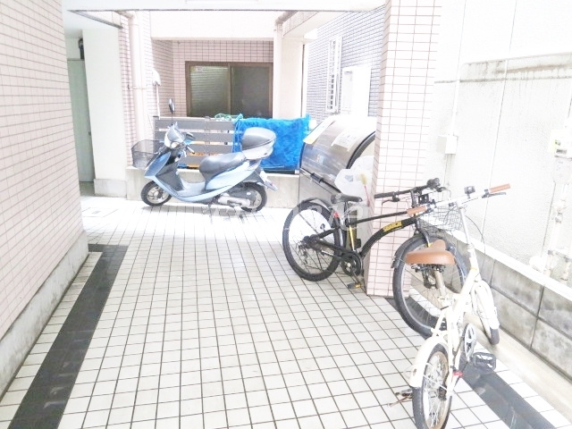 クレール赤羽のロビー|綺麗に管理されていますね☆