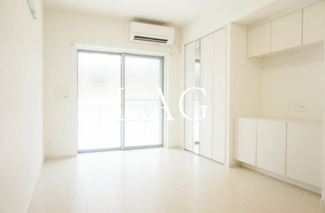 【居間・リビング】 | リブリ・ルームス弁天3-Ⅳ | 洋室のお部屋です。