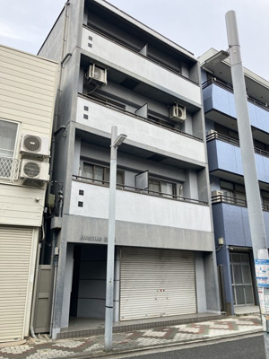 【外観】 | アベニュー西横浜 | 相鉄線「西横浜」駅まで徒歩5分！横須賀線「保土ヶ谷」駅までも徒歩10分！2駅2沿線利用可能で通勤通学・お買物にも便利な立地の4階建てマンションです☆