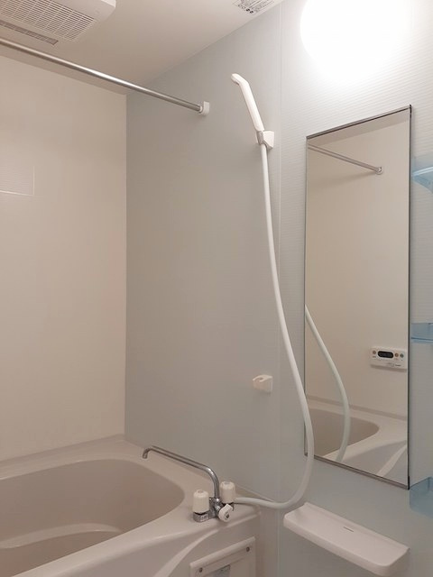 アーベンロートの浴室|追炊き・浴室乾燥付き♪