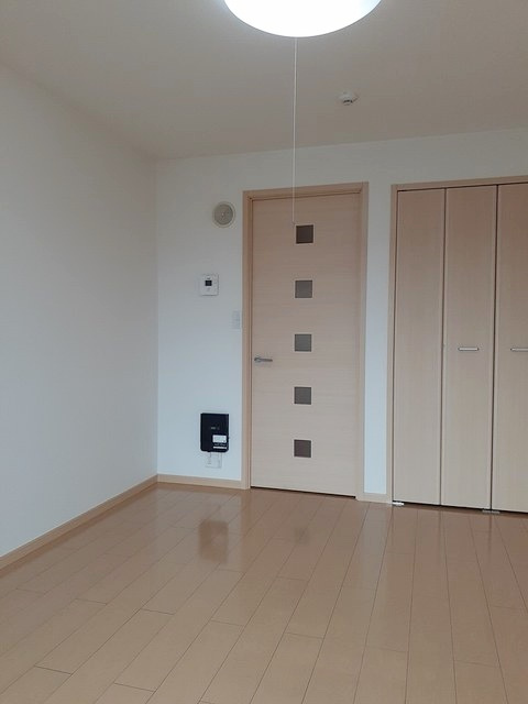 アーベンロートの寝室|NURO光無料♪
