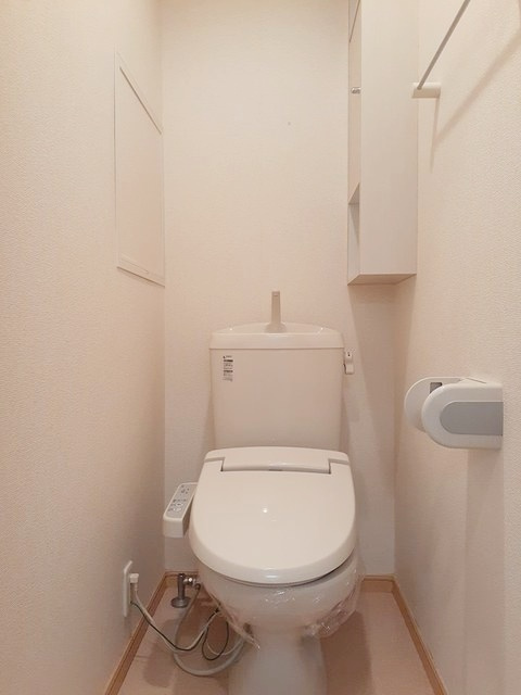 アーベンロートのトイレ|温水洗浄便座♪♪